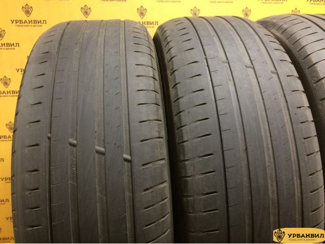 Michelin Pilot Sport 4 SUV 225/60 R18 100V