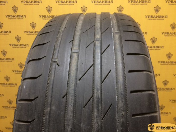 Nokian Tyres Hakka Black 235/45 R18 98W