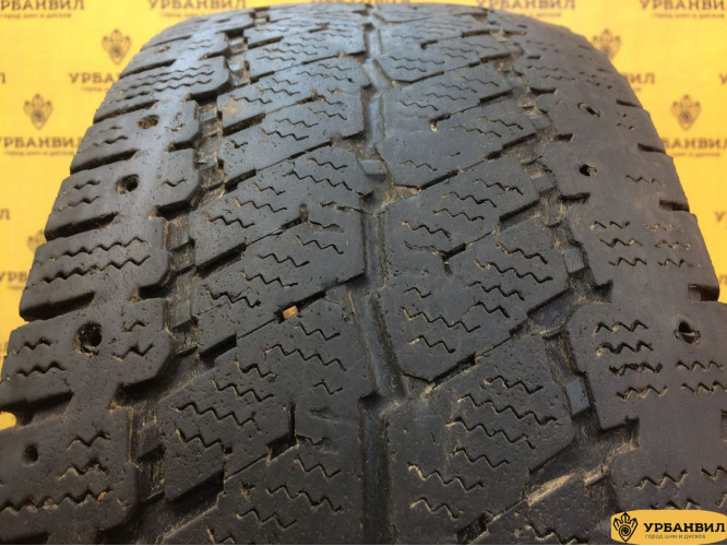 Continental VancoIceContact 225/70 R15C 112/110R