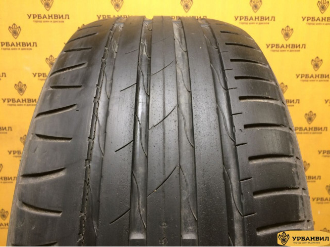 Nokian Tyres Hakka Z 235/55 R17 103W