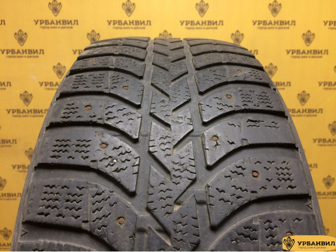 Bridgestone Ice Cruiser 5000 215/60 R16 95T