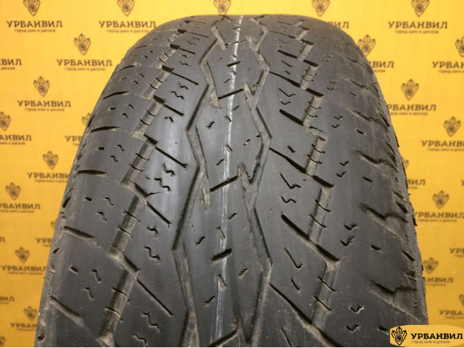 Toyo Open Country A/T Plus 235/65 R17 108V