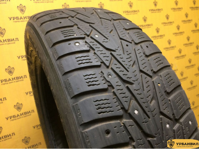 Nokian Tyres Hakkapeliitta 7 185/65 R15 92T