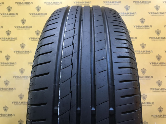 Yokohama BluEarth AE50 SUV 215/65 R16 98H