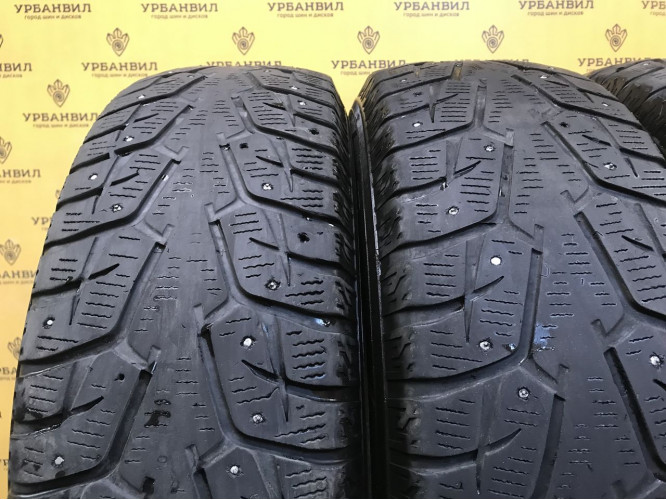 Yokohama Ice Guard Stud IG55 215/70 R15 98T