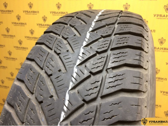 Goodyear UltraGrip SUV 235/65 R17 108H