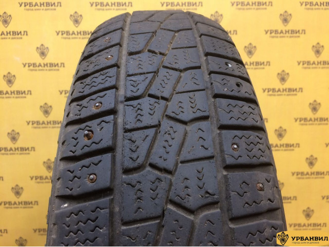 Kumho I'Zen Stud Snow KW11 185/70 R14 84T