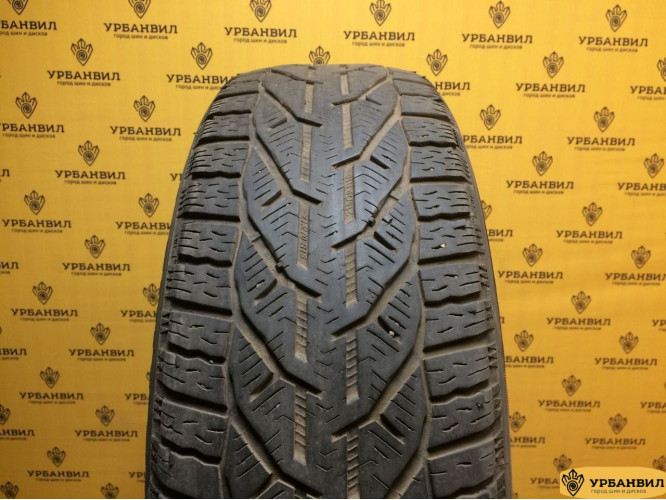 Kormoran SUV Snow 215/70 R16 100H