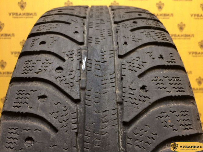 Bridgestone Ice Cruiser 7000S 185/60 R15 84T