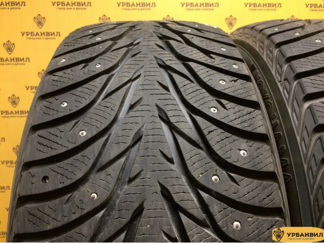 Yokohama Ice Guard IG35 255/45 R19 104T