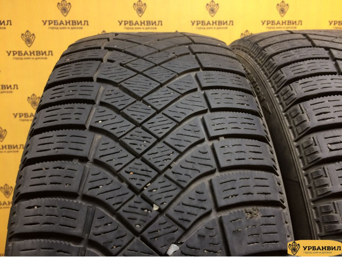 Pirelli Ice Zero FR 215/55 R17 98H