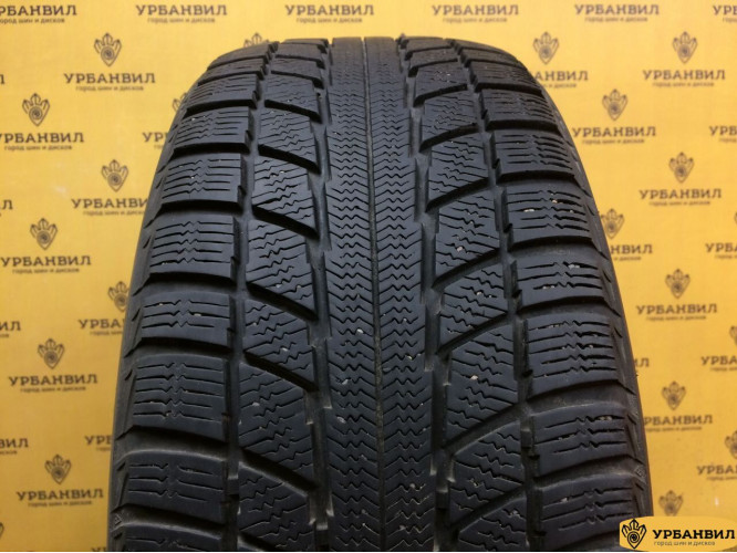 Triangle TR777 235/55 R17 99Q