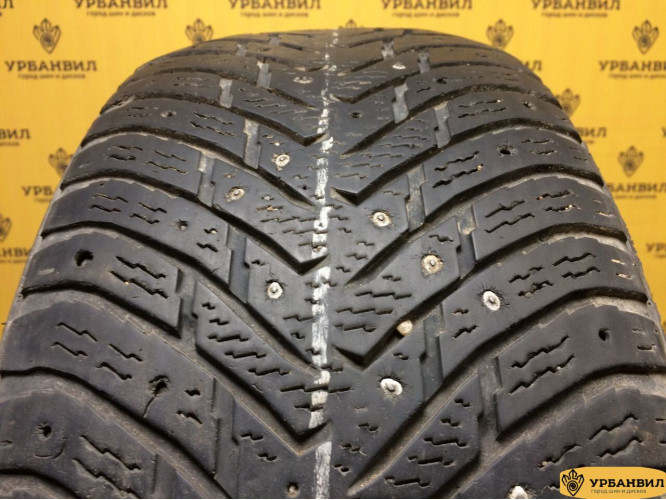 Nokian Tyres Hakkapeliitta 8 225/55 R17 97T