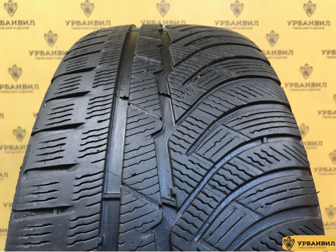 Michelin Pilot Alpin PA4 225/45 R18 95V