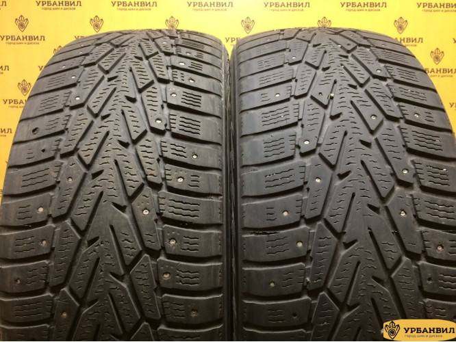 Nokian Tyres Hakkapeliitta 7 215/55 R17 98T