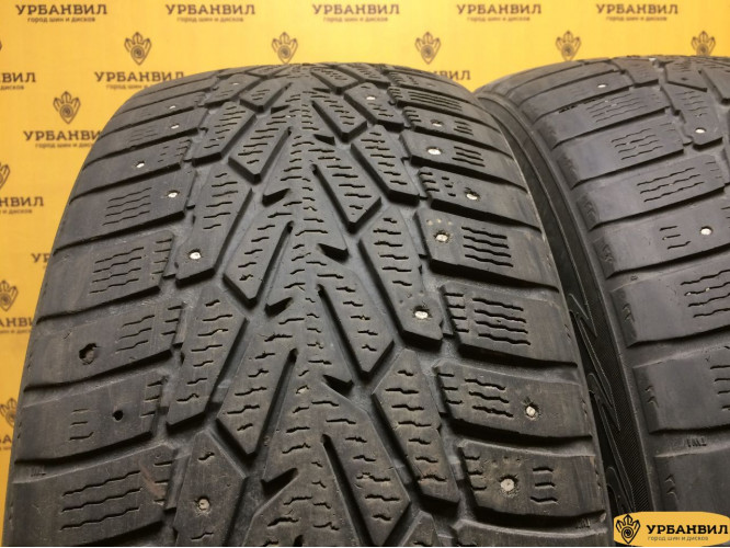 Nokian Tyres Hakkapeliitta 7 215/55 R17 98T