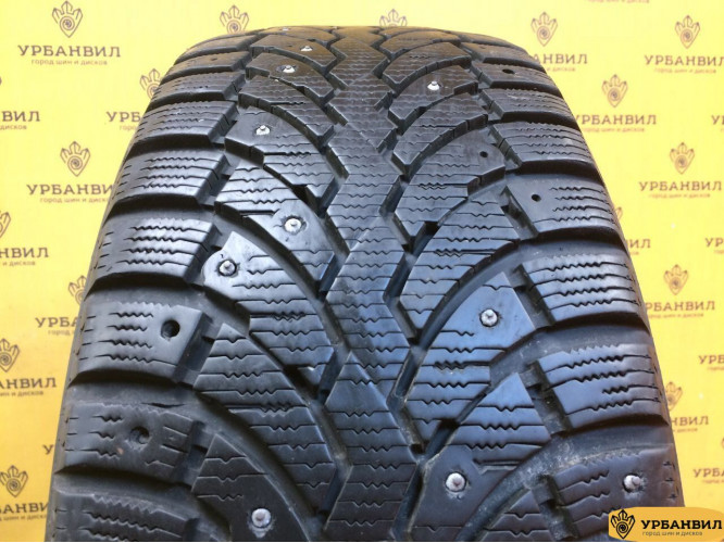 Formula Ice 215/55 R17 98T